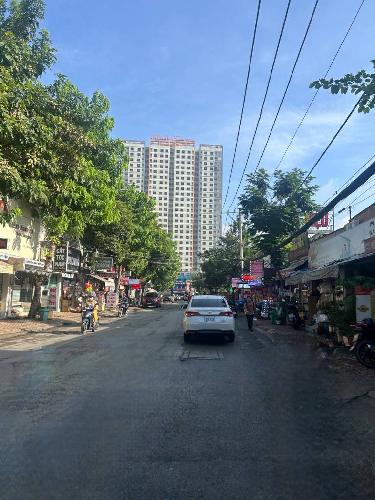 NHÀ CẤP 4 HẺM ÔTÔ 2 CHIỀU – GẦN BỆNH VIỆN Q2 – 83M² – CHỈ 6 TỶ
LH: THIỆN ĐẤT VÀNG Q2