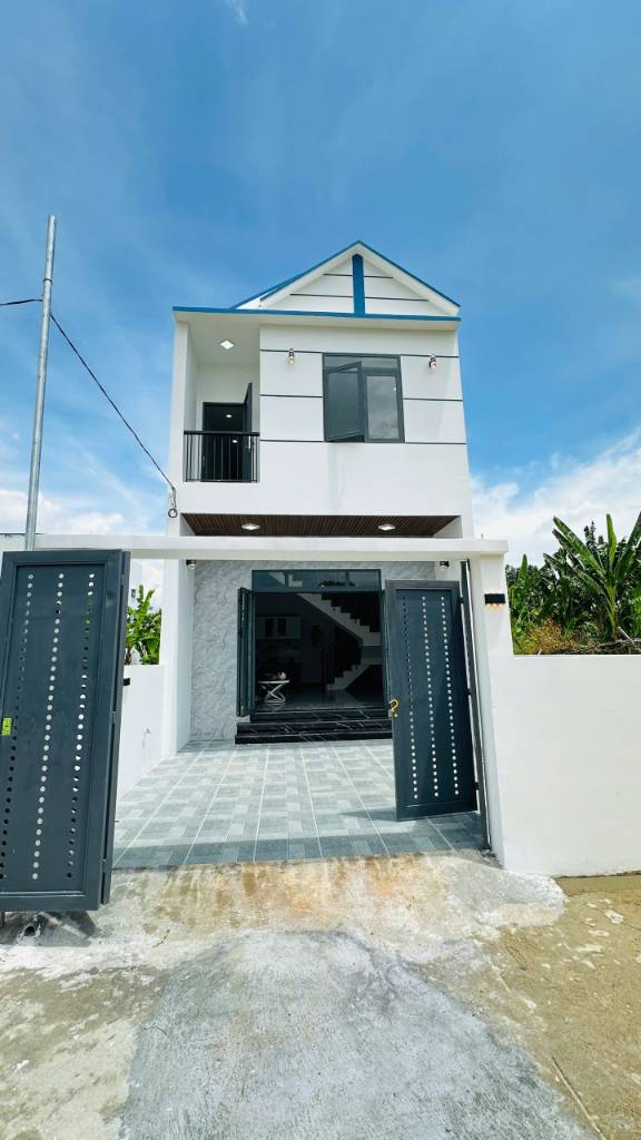 Nhà đẹp 2 Tầng kiên cố cạnh Bến Xe Phía Nam Nha Trang.