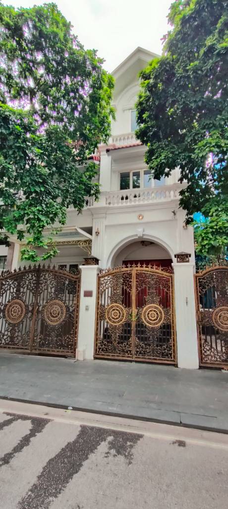 Cho thuê biệt thự Hapulico Thanh Xuân, 145m², 3.5 tầng, 1 hầm, thang máy, 75tr/tháng