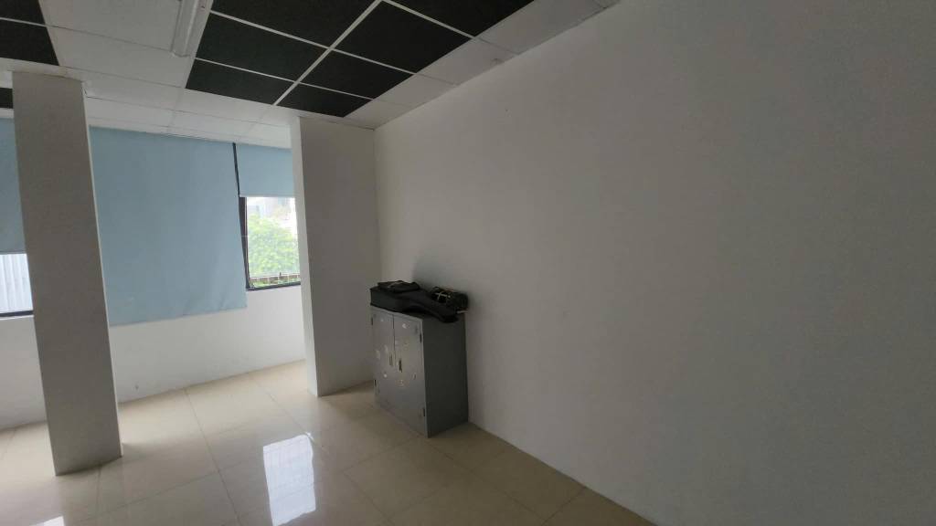Cho thuê căn hộ  full nội thất 123m2 tòa nhà Westa 104 Trần Phú - 15 triệu