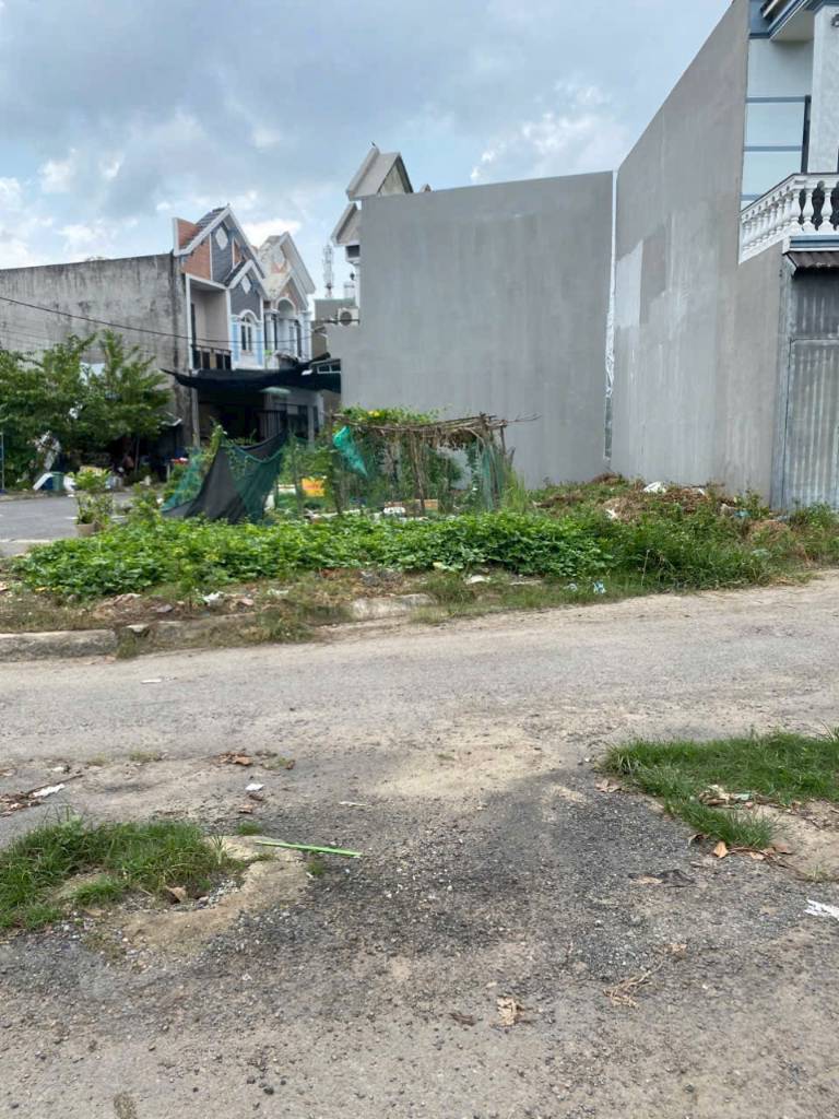 Đất Mặt Tiền Đường Thông, Thổ Cư, Đường xe Tải, Tiện ích, Đầy đủ xung quanh