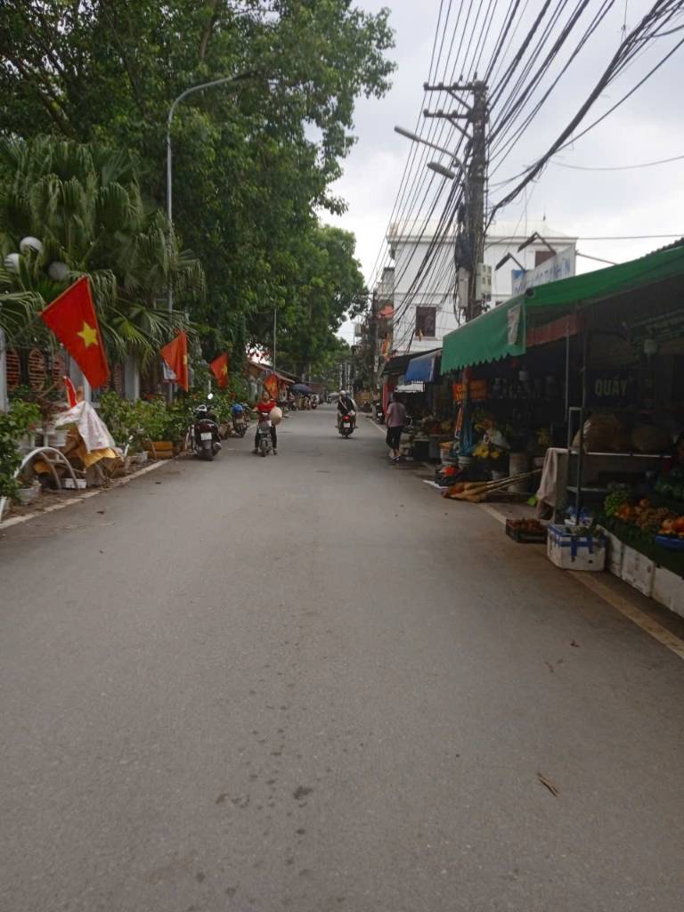 Bán nhà đẹp, 5 tầng, Kim Chung, Di Trạch, giá 4.7 tỷ