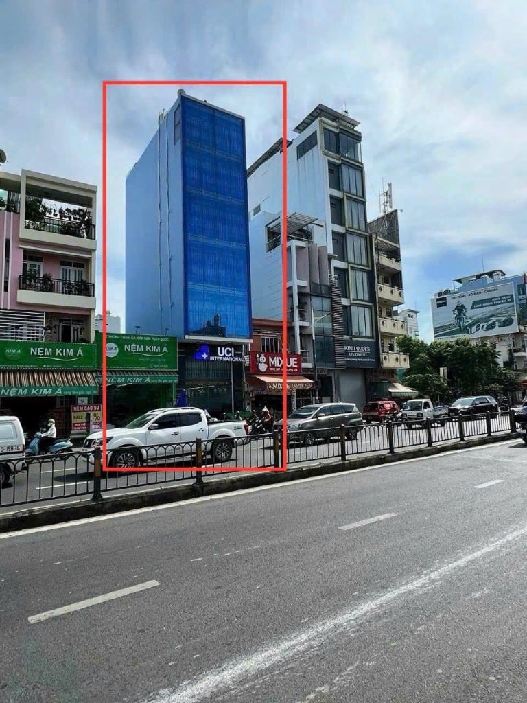 Cho thuê tòa nhà Nguyễn Văn Cừ, Quận 1 – Vị trí trung tâm, giá thuê tốt