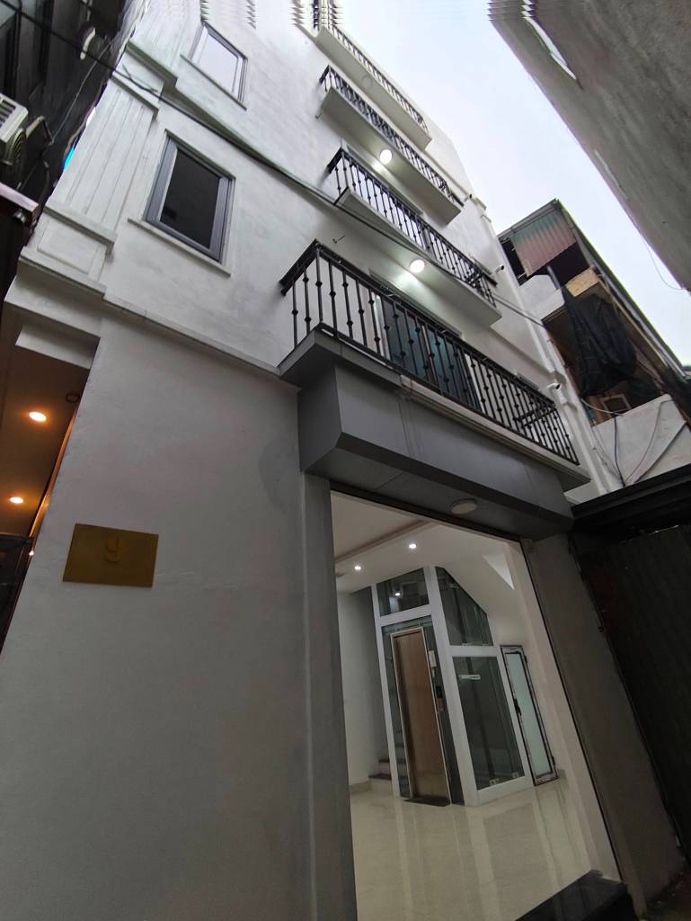 BÁN NHÀ RIÊNG VẠN PHÚC – LÔ GÓC 3 THOÁNG – THANG MÁY – TRUNG TÂM HÀ ĐÔNG