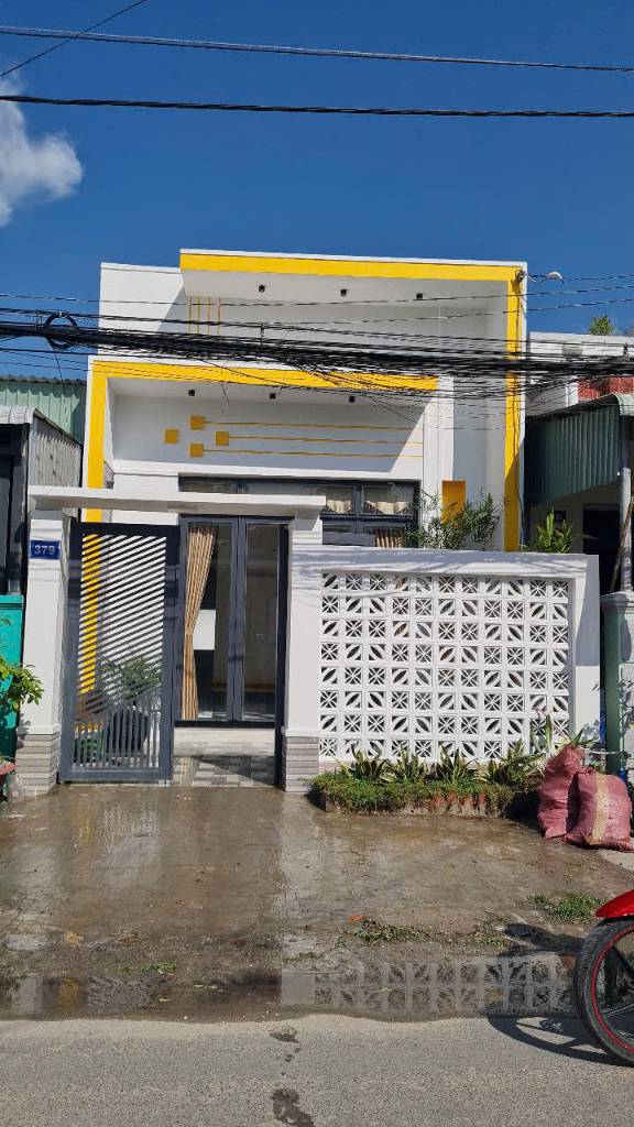 CẦN BÁN NHÀ ĐƯỜNG 30/4 – TRUNG TÂM CHÂU ĐỐC (CÁCH NGÃ 4 HOÀNG DIỆU 1KM)