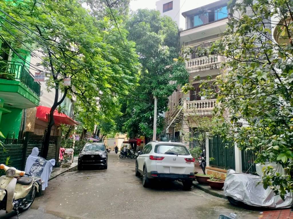 VIP! PHÂN LÔ HOÀNG CẦU, 56M², 2 MẶT NGÕ, VỈA HÈ Ô TÔ, GẦN HỒ, 4 TẦNG CỰC THOÁNG, Ở KINH DOANH
