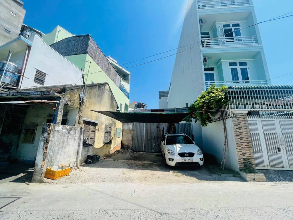 Mặt tiền Đông Phước, ngang 6,8m, sát Chế Lan Viên