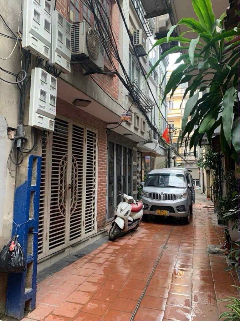 Bán nhà Lĩnh Nam, Hoàng Mai  5 tầng dân xây ngõ thông ô tô đỗ cửa kinh doanh