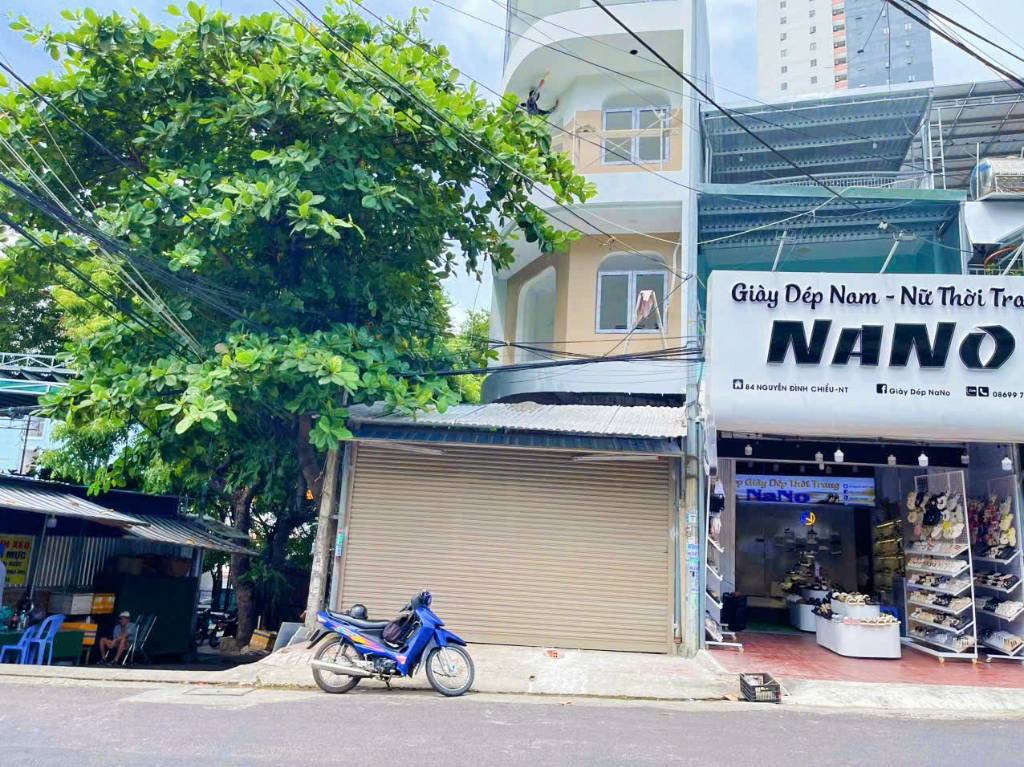 Nhà 4 tầng và Góc 2 mặt tiền Nguyễn Đình Chiểu - Sát Đại Học Nha Trang