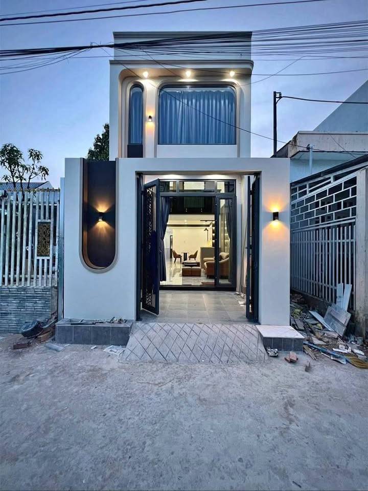NHÀ PHỐ 112M² LONG TRẠCH SANG TRỌNG, ĐỦ NỘI THẤT - GIẢM MẠNH CHỈ CÒN 2.4 TỶ!