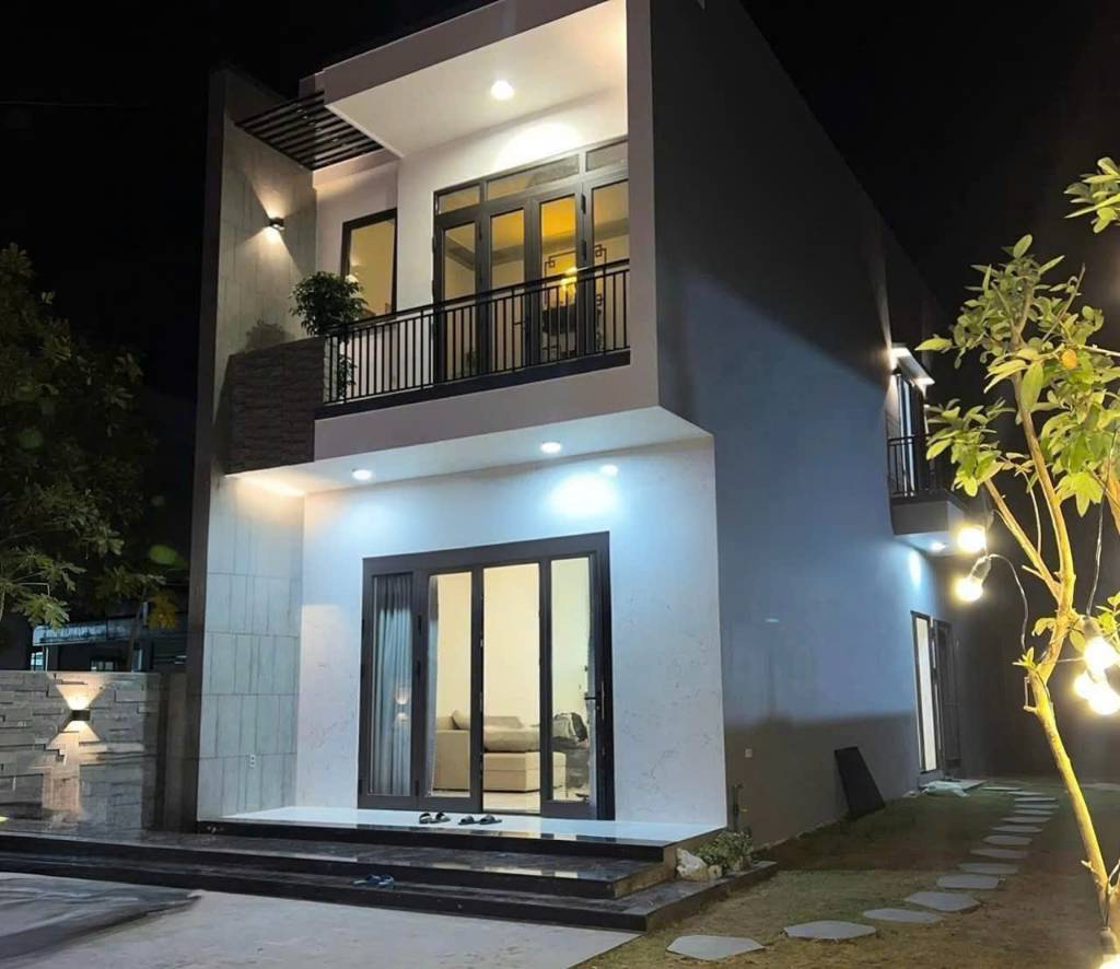 Nhà phố 2 tầng Cần Đước tặng nội thất cao cấp 93m²,2 tỷ 3 ,mt đinh đức thiện – mt 8m
