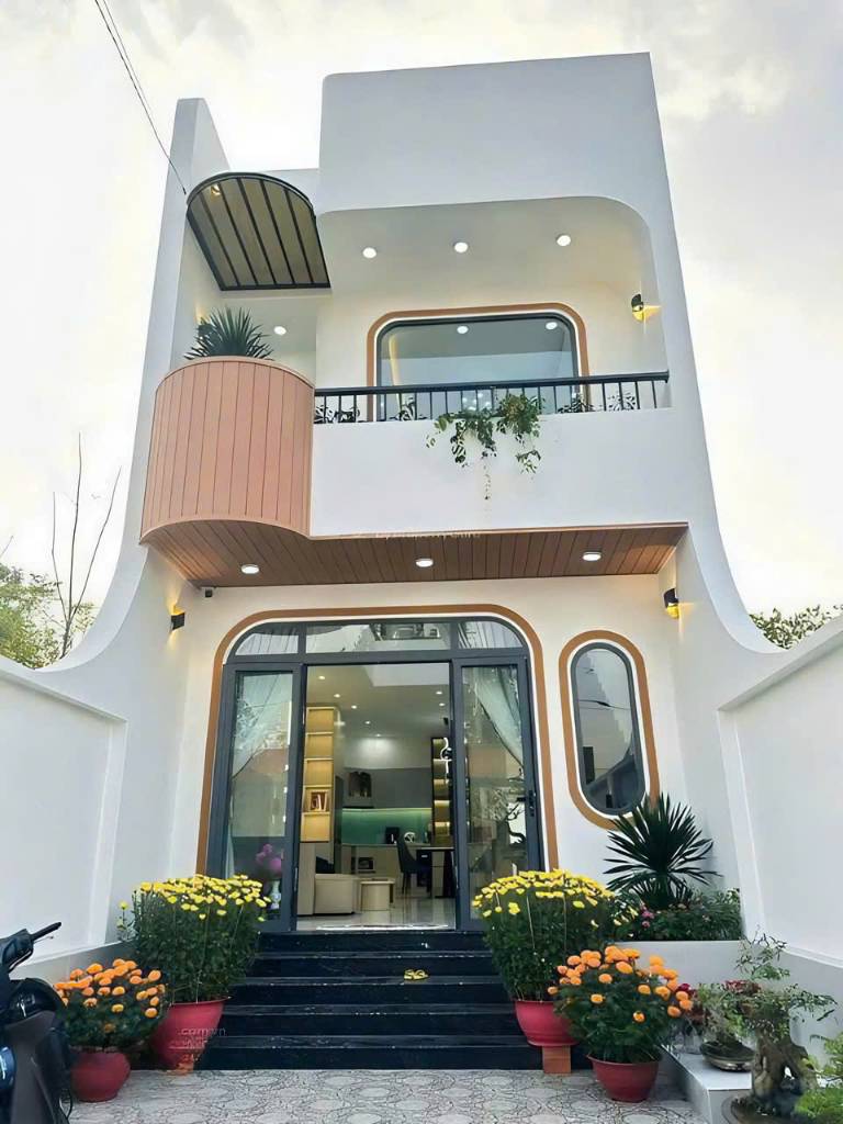 Nhà mới Long Trạch 99,3m², shr, mặt tiền rộng, kinh doanh thuận tiện, 2.3 tỷ