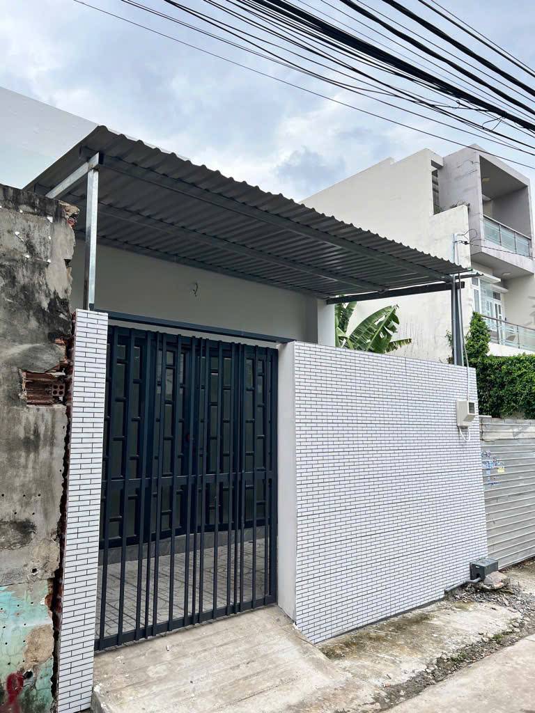 10x/xx/2 Cầu Xây, 5.7 x 12 Giá 5.3 Tỷ TL