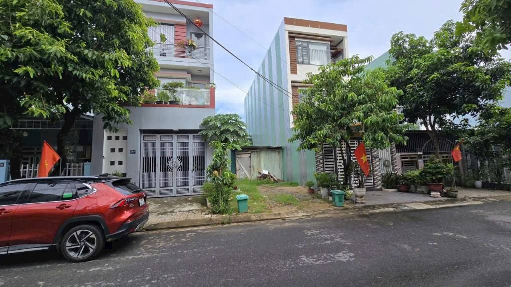 Chính chủ bán nhà 3 tầng mặt tiền đường 7M5 Trương Quyền , Phường Sơn Trà ( Gần Biển Mân Thái )