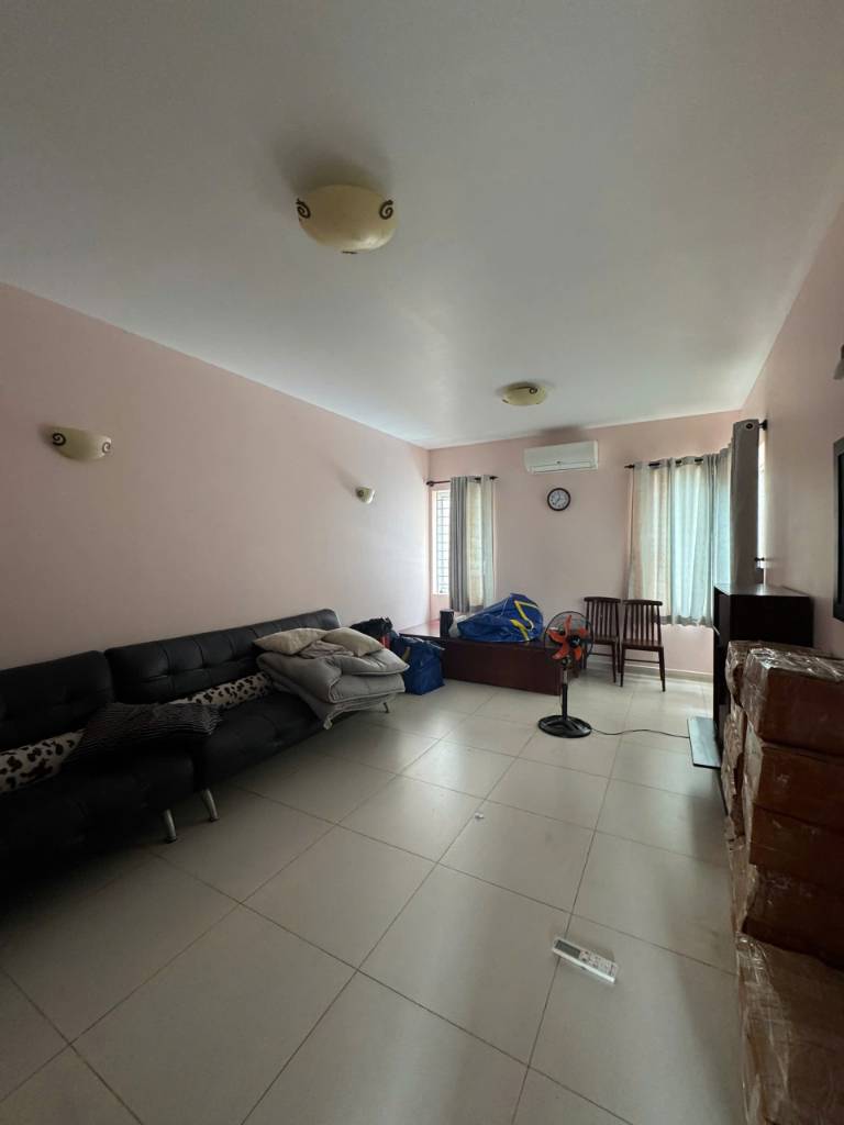 Biệt thự đường 2 phước bình DT 200m, 3 tầng khu vip