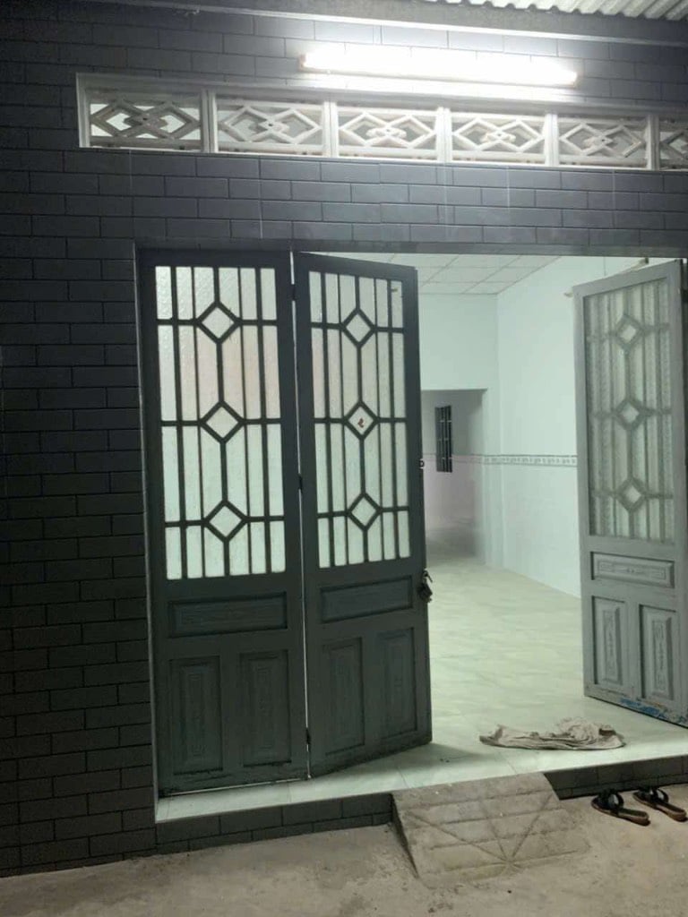 Nhà bán gấp 650tr ở Hưng long bình chánh