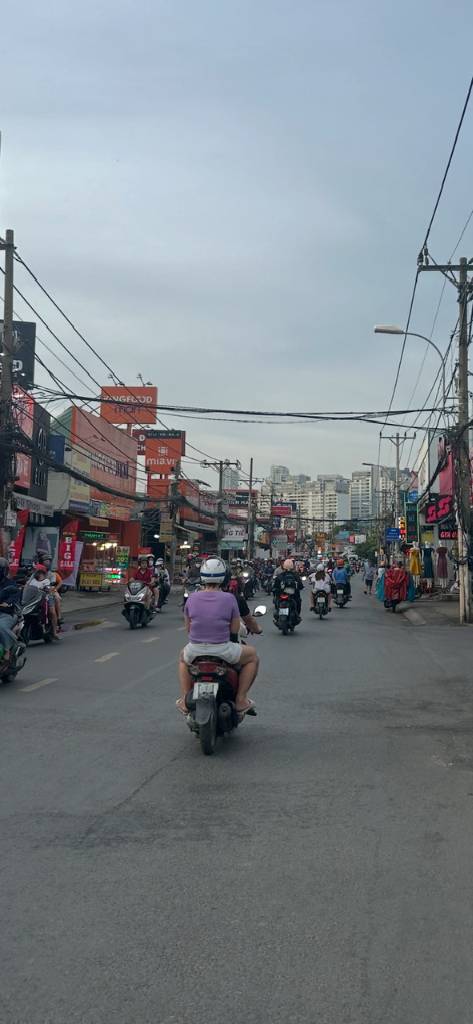 HOT NHẤT Q2: GIẢM 1,6 TỶ – NHÀ 4 TẦNG KHU PHÂN LÔ TRỤC NGUYỄN DUY TRINH – 96M2 CHỈ CÒN 9,9 TỶ