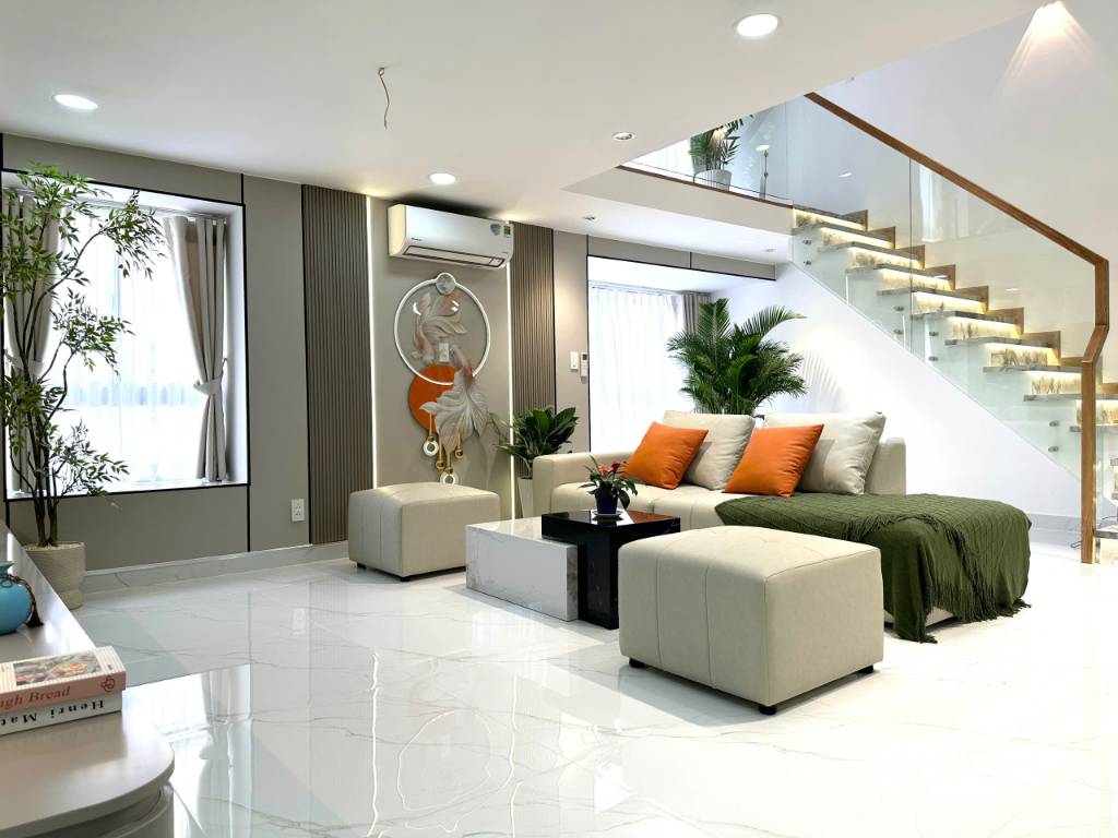 Bán nhanh căn hộ duplex sky garden 1, PMH, Q7, 141m2, tk 5PN nhà mới đẹp, giá chỉ 8,9 tỷ