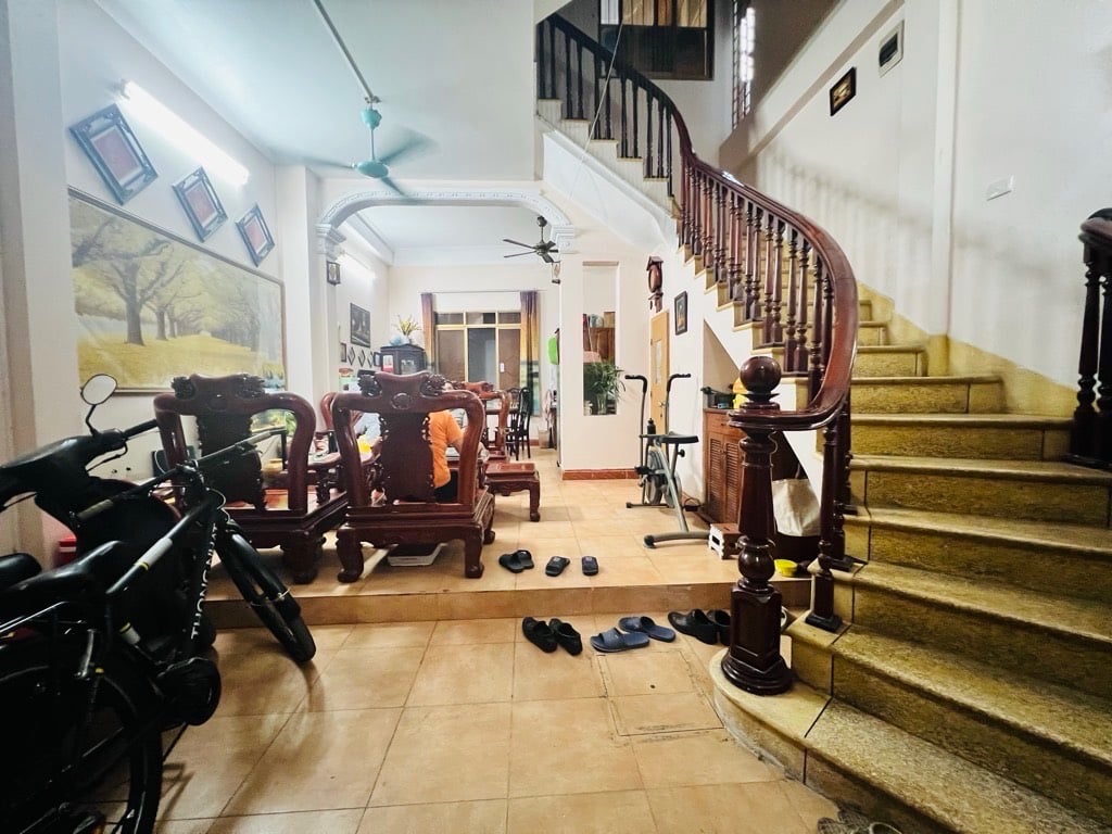 Siêu phẩm Đặng Tiến Đông , Đống Đa - Nhà dân xây ô tô đỗ cách 20m