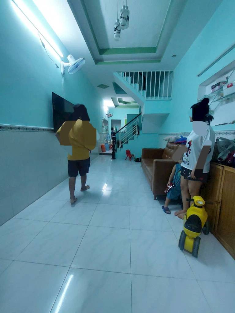 Bán nhà hẻm xe hơi 360 phạm hữu lầu , phước kiển , nhà bè ..