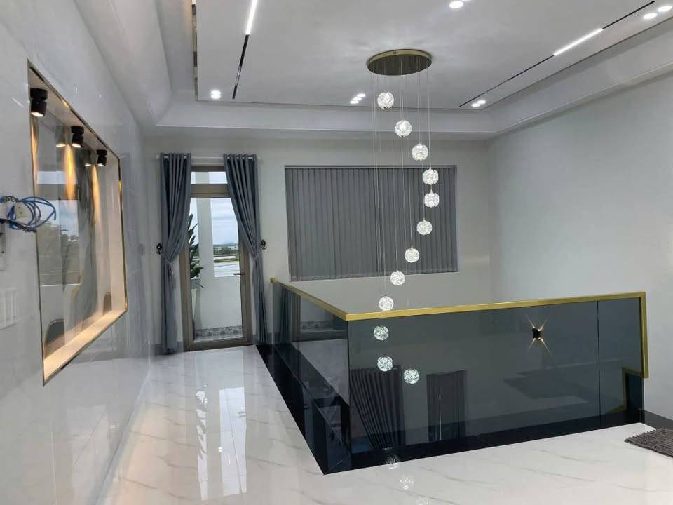 CƠ HỘI VÀNG SỞ HỮU NHÀ PHỐ LONG TRẠCH 98M² NGAY ĐƯỜNG LỚN - VỊ TRÍ ĐỘC TÔN, SỔ SẴN TRAO TAY - GIÁ TỪ 2.25 TỶ!