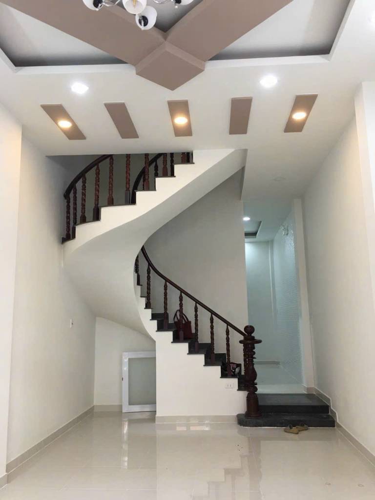 Bán Nhà Hẻm 6m Ông Ích Khiêm – 3,95 x 14m – Nhà Mới 1 Trệt 3 Lầu – Giá 10,5 Tỷ