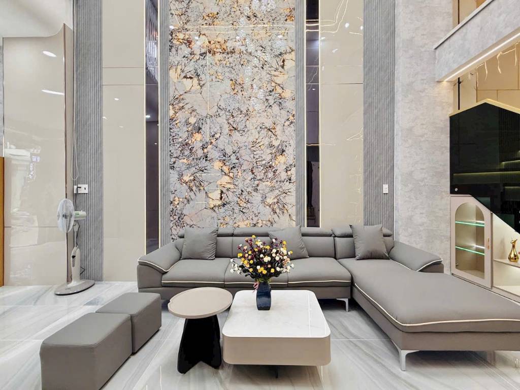 Cần Bán Nhà Riêng 80m2 Trần Văn Quang, Tân Bình, Hồ Chí Minh - Giá Chỉ 15.5 Tỷ VNĐ