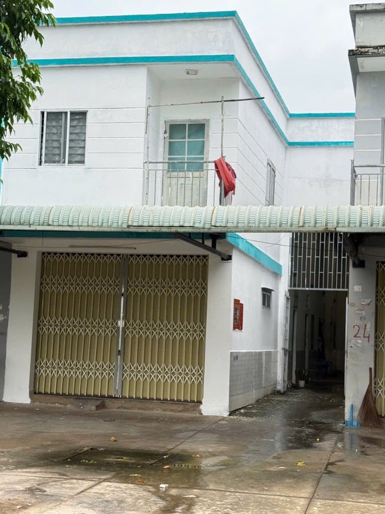 Cần bán Nhà phố thương mại 150m2 tại D7-KDC 5D Bàu Bàng, Bình Dương, sổ đỏ