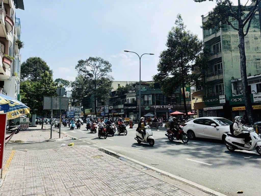 Bán nhà góc 2 MT 3 tháng 2 quận 11, 4x19m , 3 tầng, vị trí đẹp chỉ nhỉnh 23 tỷ