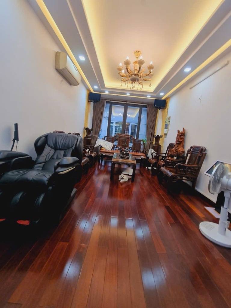 CẦN BÁN GẤP NHÀ DÂN XÂY THÁI THỊNH -TT ĐỐNG ĐA - DT 28M2 -3PN -GIÁ CHỈ 6.78TỶ.