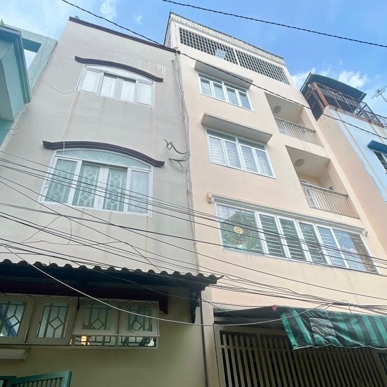 Bán nhà gần Hồng Bàng, đường 10m, 43m², 4 tầng 4PN, KQH, hoàn công đủ, SHR