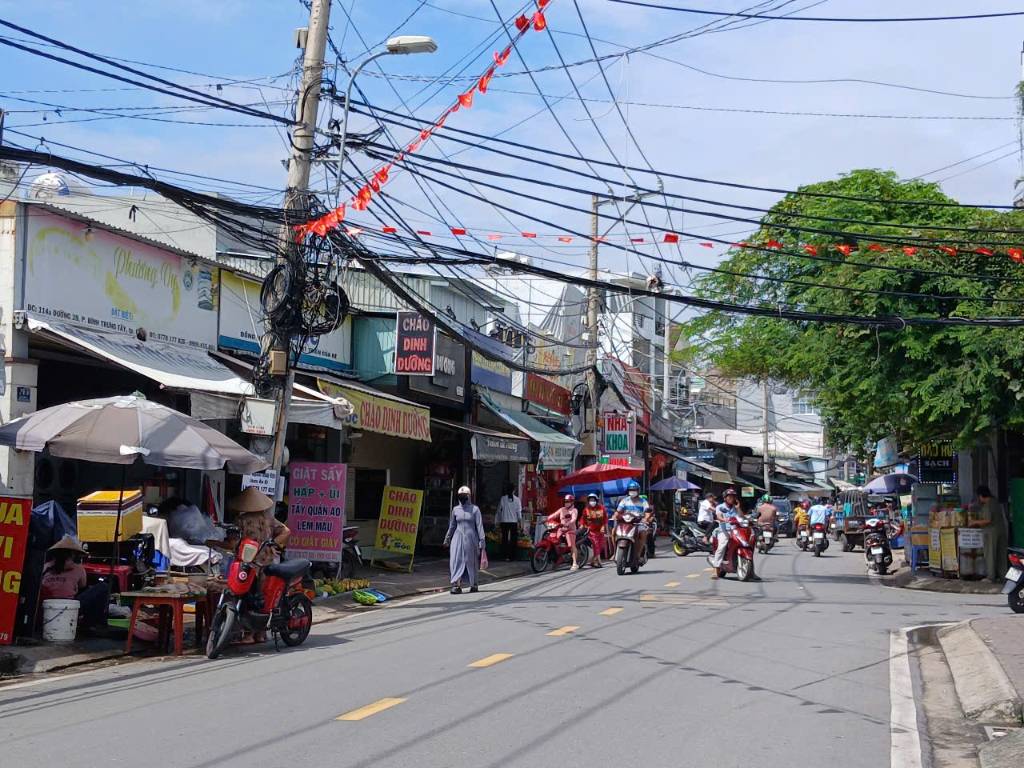 BÁN ĐẤT THỔ CƯ MẶT TIỀN QUẬN 2, P. BÌNH TRƯNG , kinh doanh đỉnh, dt 172,4m² (7m x 35m) full thổ cư tlcc