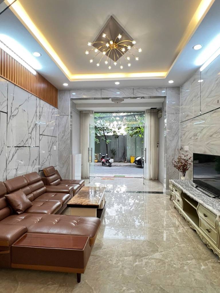 Nhà Nguyễn Phúc Chu, HXH 10m, 60m2, 5 tầng, 7PN, chỉ 10.5 tỷ TL