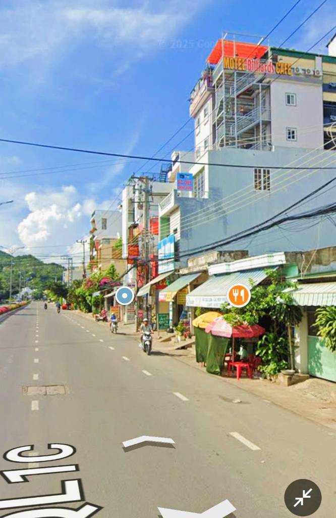 Bán nhà mặt tiền đường 2/4, ngang 5,8m, cách bến xe Phía Bắc 100m