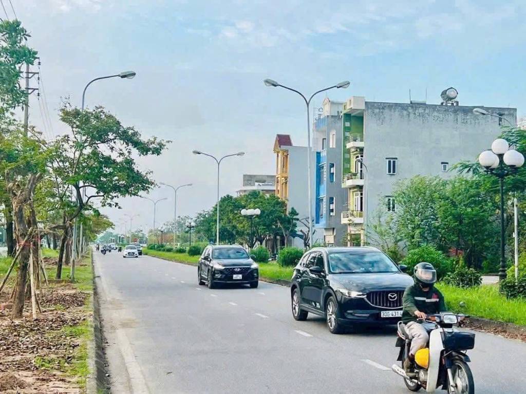 Bán đất mặt đường đôi Tứ Minh, ph Tứ Minh, TP HD, 72.88m2, mt 7.52m, giá rất tốt chỉ 3.x tỷ
