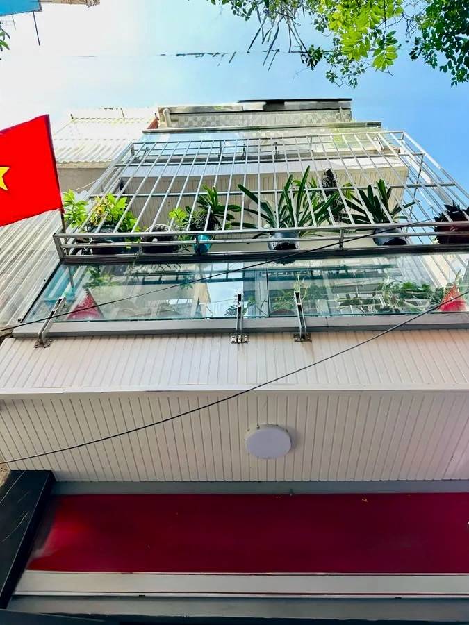 Bán nhà Thái Hà 66m², 4 tầng, lô góc 2 thoáng, ô tô đỗ cửa, gần phố, giá 19.8 tỷ