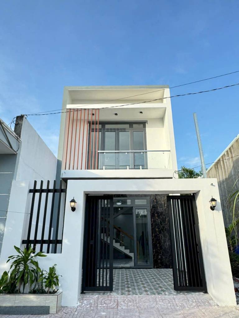 Bán Nhà Riêng 90m2 Hương Lộ 7, Tân Bình, Vĩnh Cửu - Sổ Đỏ, Giá Tốt 2.15 Tỷ
