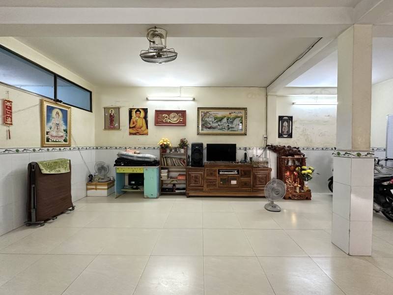NHÀ CHỢ BÀ CHIỂU – LÊ VĂN DUYỆT – 64M² (5.5x11.7) – HẺM 30M Ô TÔ – GIÁ 8.3 TỶ
