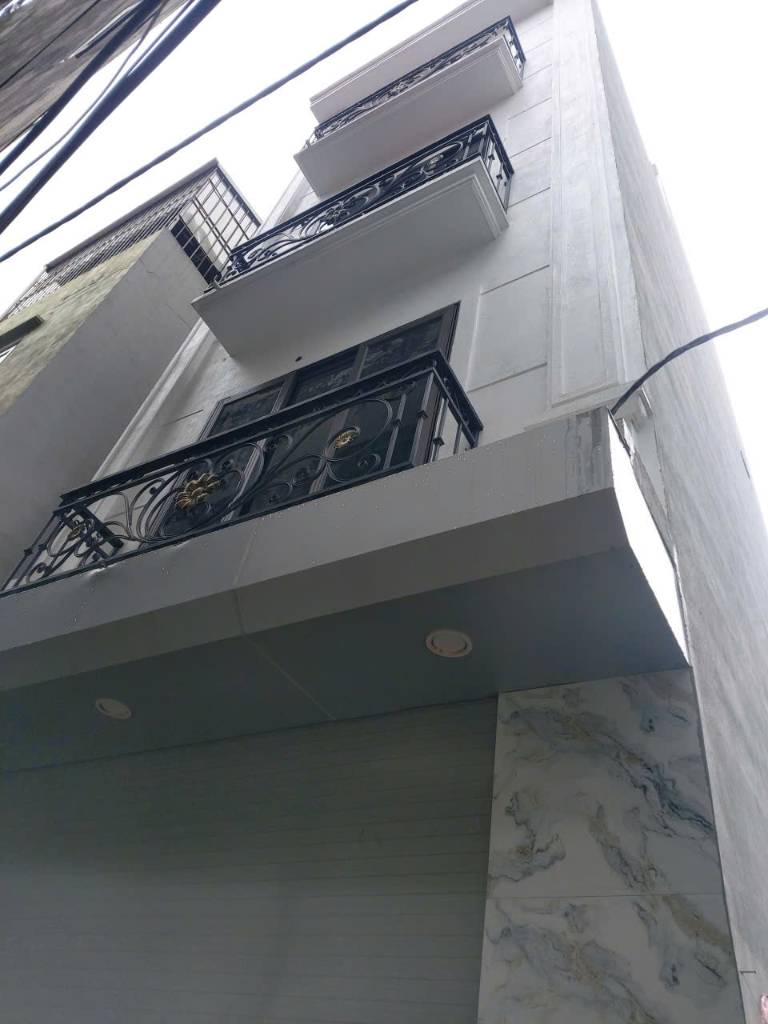 BÁN NHÀ ĐỐI DIỆN TRỤ SỞ CA PHƯỜNG KIẾN HƯNG, 5 TẦNG, MẶT TIỀN 4M CHỈ 6.5 TỶ
