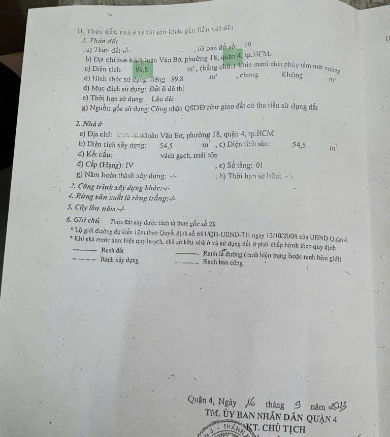 Xe hơi tới nhà cũ Quận 4 DT 100m - Ngang 4m - Đoàn Văn Bơ Sổ hồng không quy hoạch