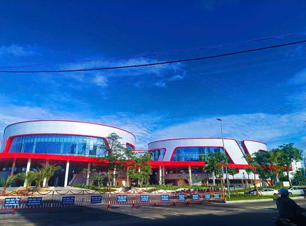 Bán nhà 4 tầng Thái Nguyên, đối diện Cung Văn Hoá Thiếu Nhi, cách biển Trần Phú 1,3km