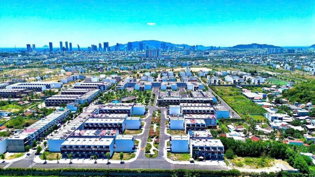 Nhà phố Trung tâm hành chính Nha Trang mới kề dự án Sun Group, 3 tầng 1 lửng kế bên, chỉ 6,X Tỷ