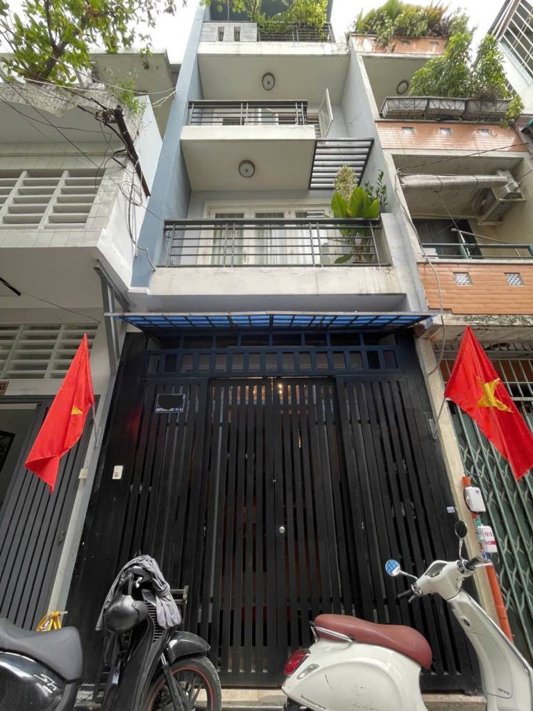 Hiếm! Bán nhà HXH 416 đường Nguyễn Đình Chiểu, quận 3, 40m2, 4 tầng chỉ nhỉnh 8 tỷ