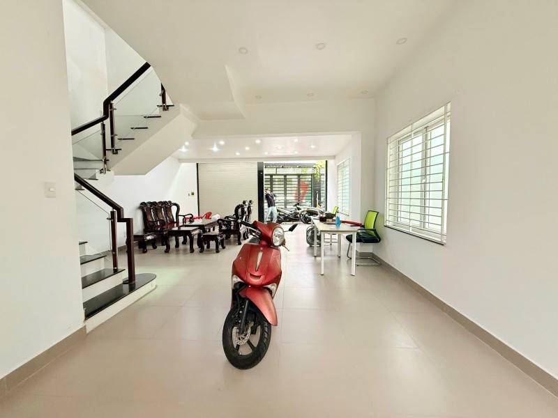 BIỆT THỰ PHÚ NHUẬN, ĐƯỜNG 8M GIÁ 29,9 TỶ, KINH DOANH ĐỈNH