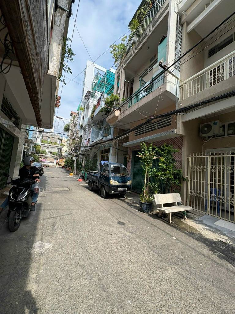 Bán nhà 453 Lê Văn Sỹ, HXH, 13 tỷ