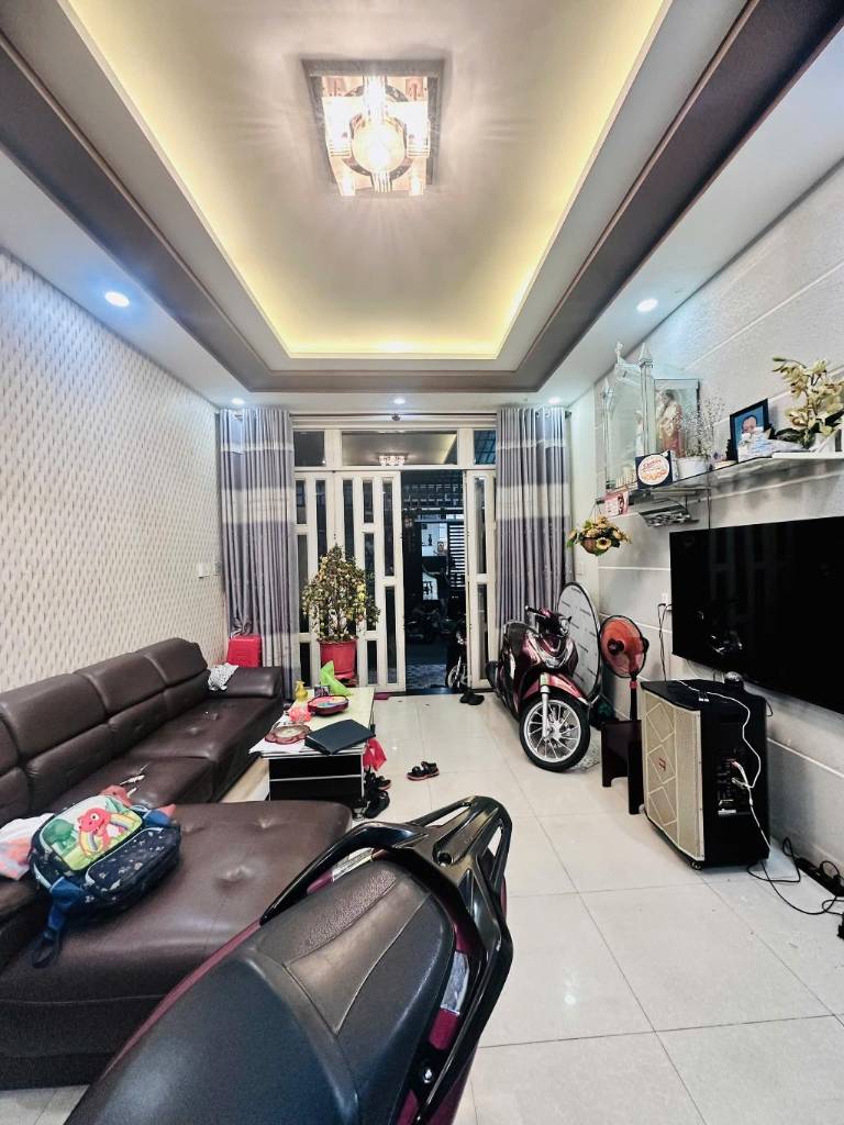 BÁN GẤP! GIẢM SÂU 500TR, NHÀ ĐẸP HUỲNH VĂN NGHỆ, Q. TÂN BÌNH DT 95M 4L, 4PN GIÁ CHÀO 7,9 TỶ