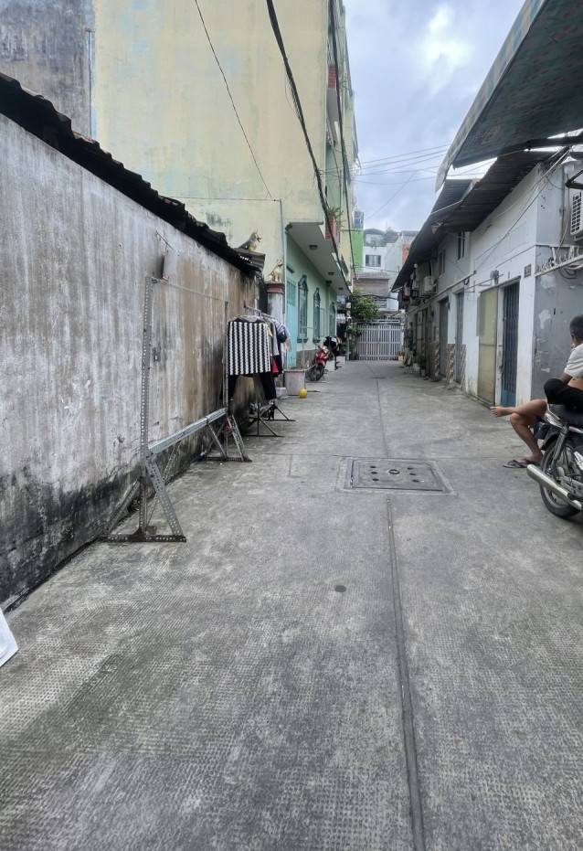 Bán nhà Nguyễn Sơn 34m2 SHR vuông vức giá 3 tỷ 5