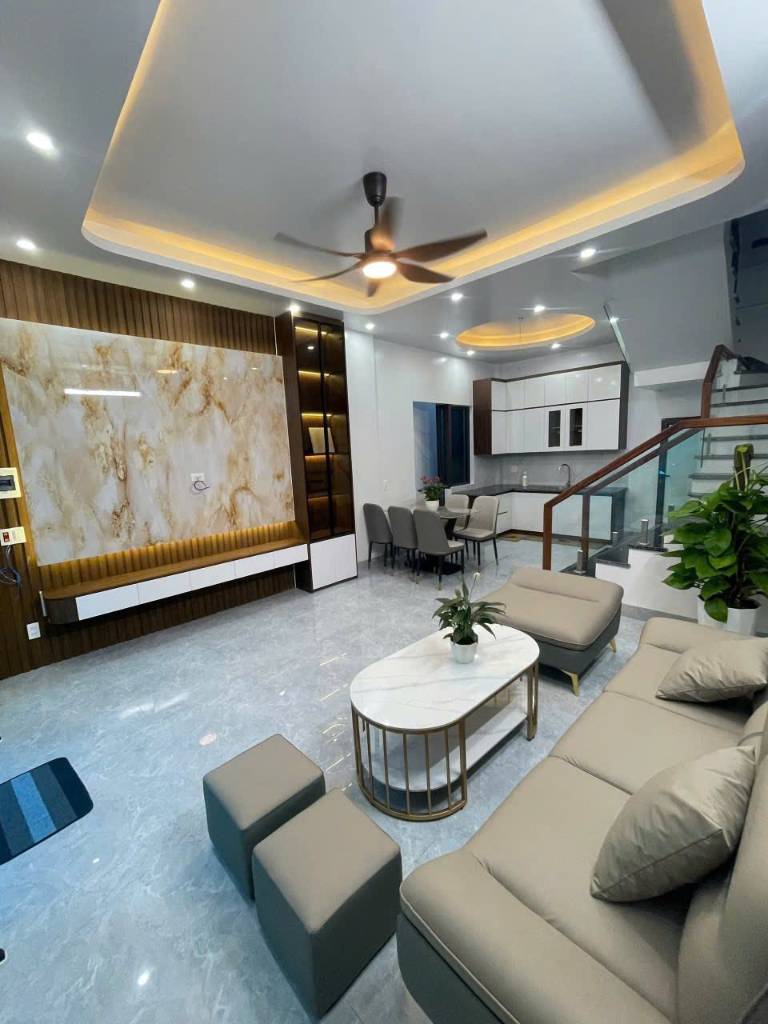 Bán nhà 3 tầng ngõ phố Tống Duy Tân, P.Ngọc Châu, TP Hải Dương, 40m² giá 2.55 tỷ