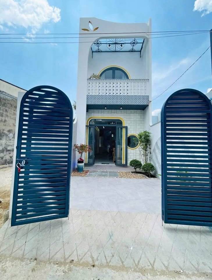 BÁN NHÀ DƯỚI 3 TỶ PHỐ LONG TRẠCH, LONG AN 103.5M² , HOÀN THIỆN CAO CẤP, GIÁ CHỈ 2,5 TỶ