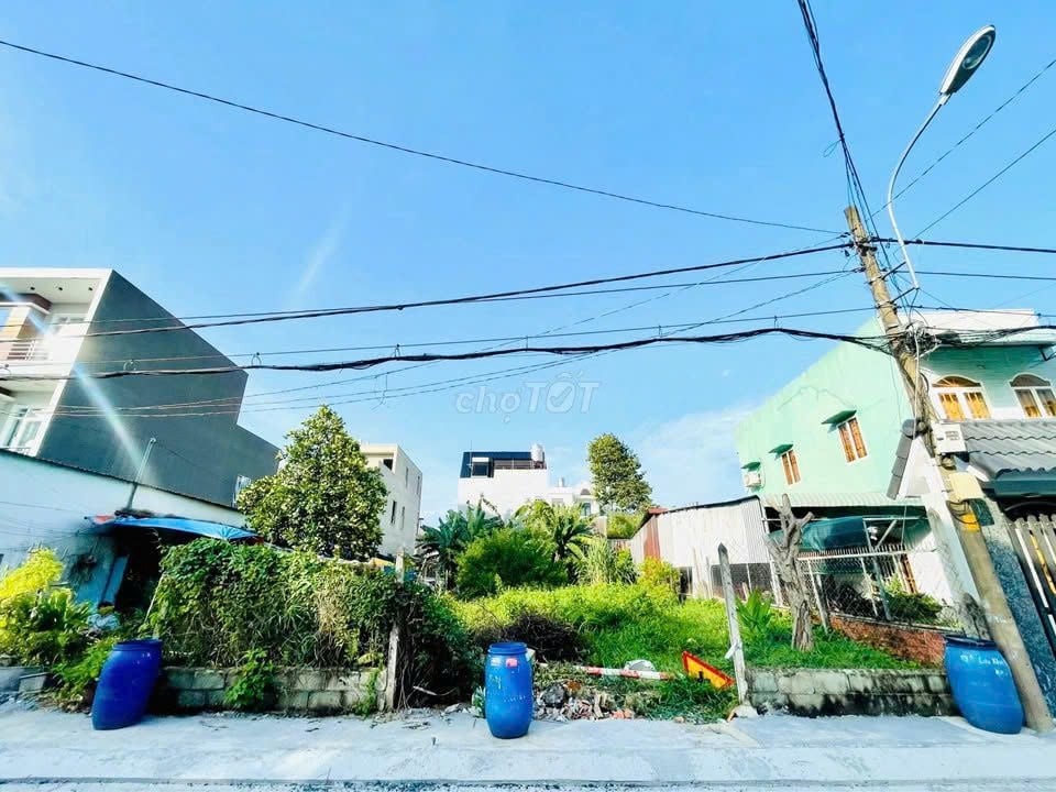 BÁN LỖ LÔ ĐẤT 288M2 NGAY THỊ TRẤN CỦ CHI, MẶT TIỀN ĐƯỜNG LƯU KHAI HỒNG, SỔ RIÊNG